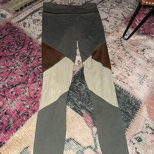 Target Colorblock Leggings small yoga Pilates green brown fitted workout tight